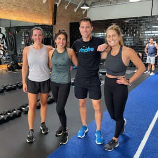 Nothing better than going to visit your friends in Santa Monica and seeing the badass business they have built! So proud of my best friends and all they have accomplished. 

? @athleticlabpt is the real deal!! ?

 Santa Monica also made me realize my athletic clothes are far from “on trend” ??‍♀️